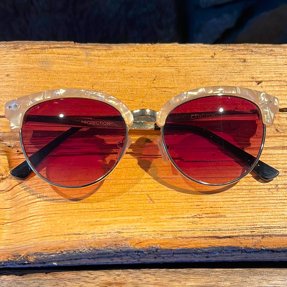 Chicos preowned sunglasses